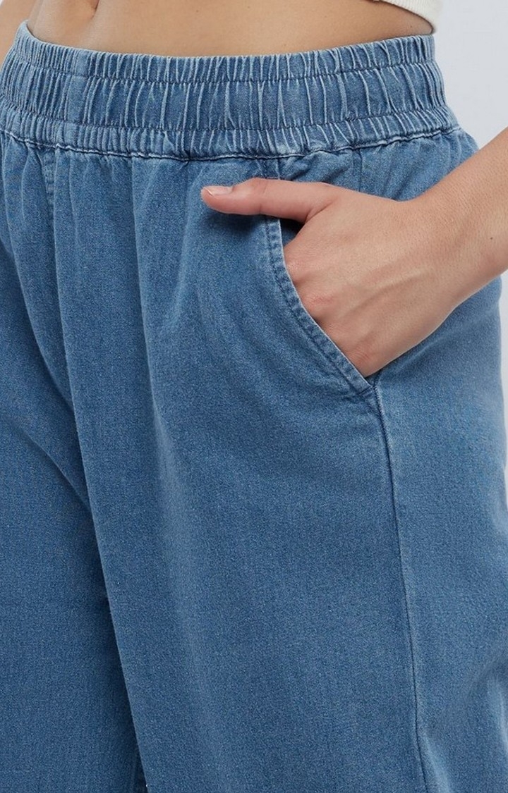 Women's  Blue Denim Solid Bootcut Jeans