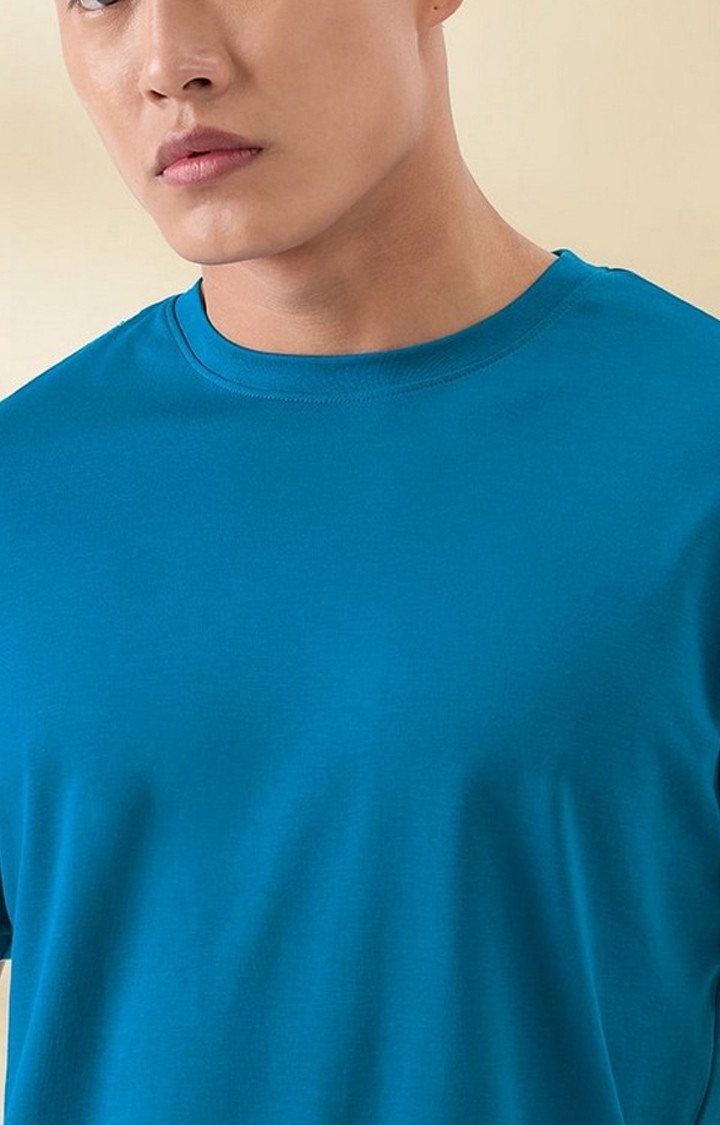 Men's Blue Solid Regular T-Shirt