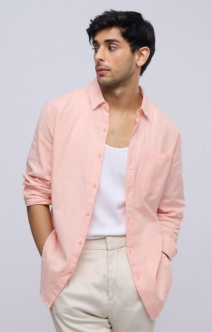 Men's Pink Solid Casual Shirt