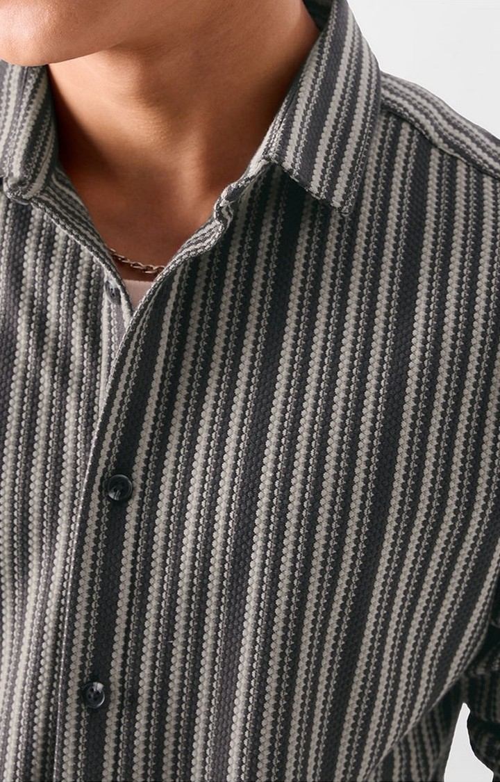 Men's Grey & White Striped Casual Shirt