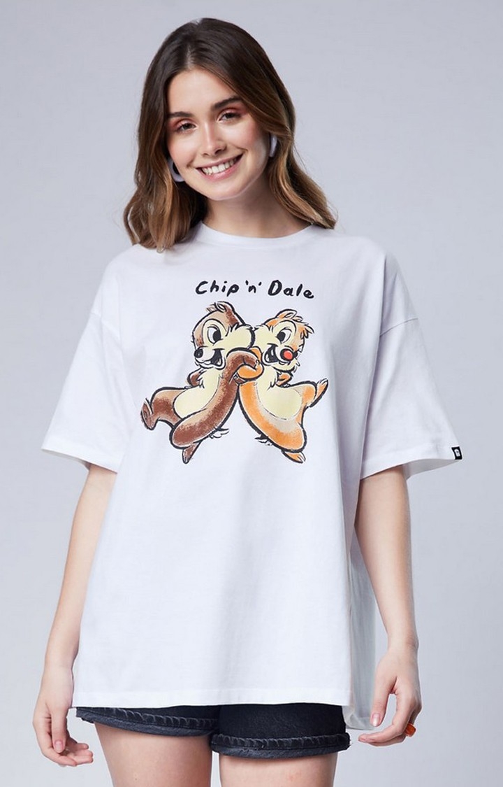 Women's Disney: Chip 'N' Dale White Printed Oversized T-Shirt