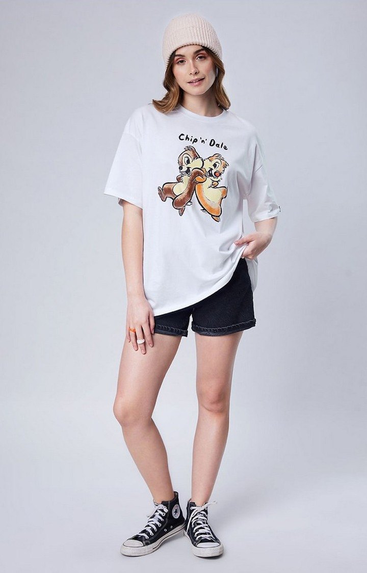 Women's Disney: Chip 'N' Dale White Printed Oversized T-Shirt
