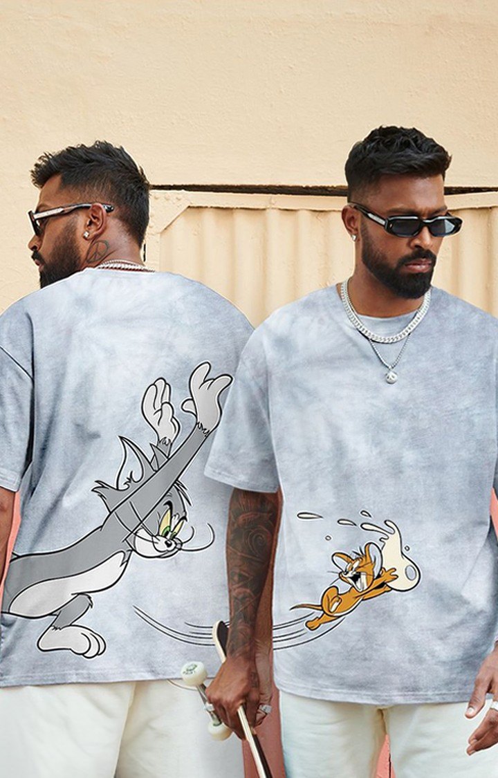 Men's Tom & Jerry: The Chase Grey Printed Oversized T-Shirt