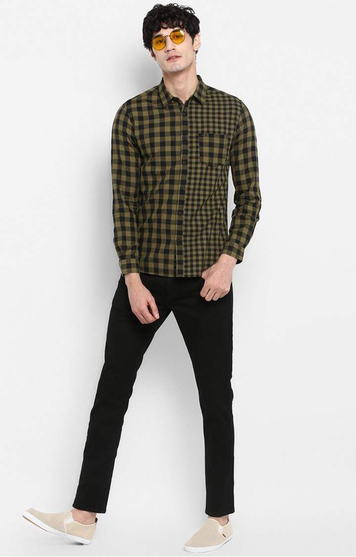 Men's Green Cotton Checked Casual Shirts