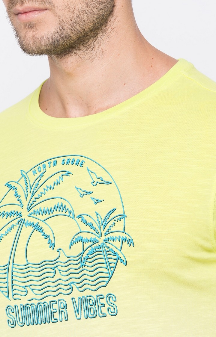 spykar | Spykar Yellow Cotton Slim Fit T-Shirt For Men 4