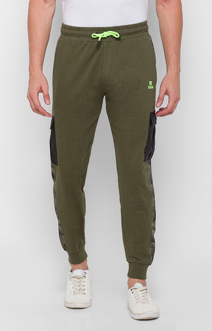 Men Green Solid Casual Track Pants