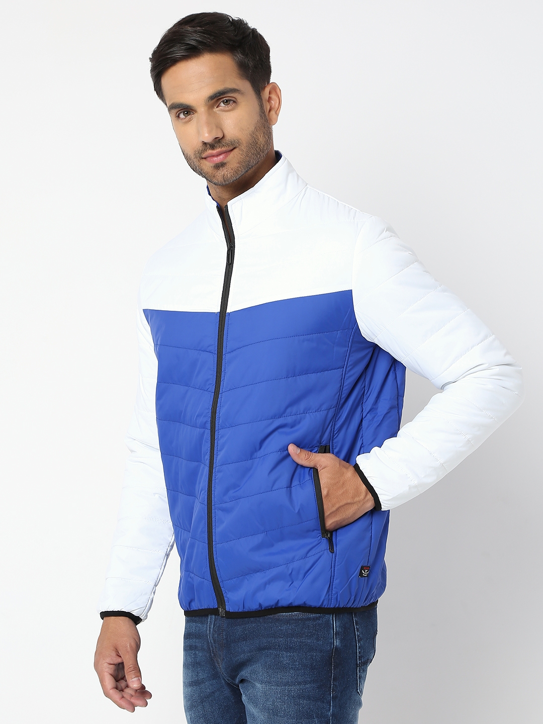 Buy These Fashionable Jackets From Spykar And Get Rewards Up To VNR 1000