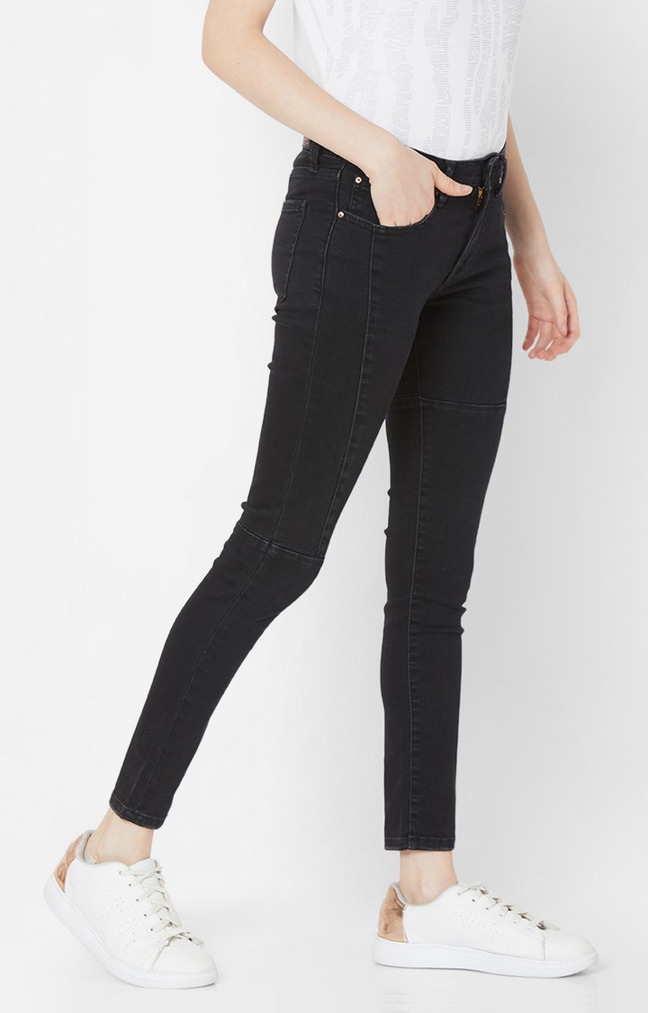 Women's Black Lycra Solid Slim Jeans