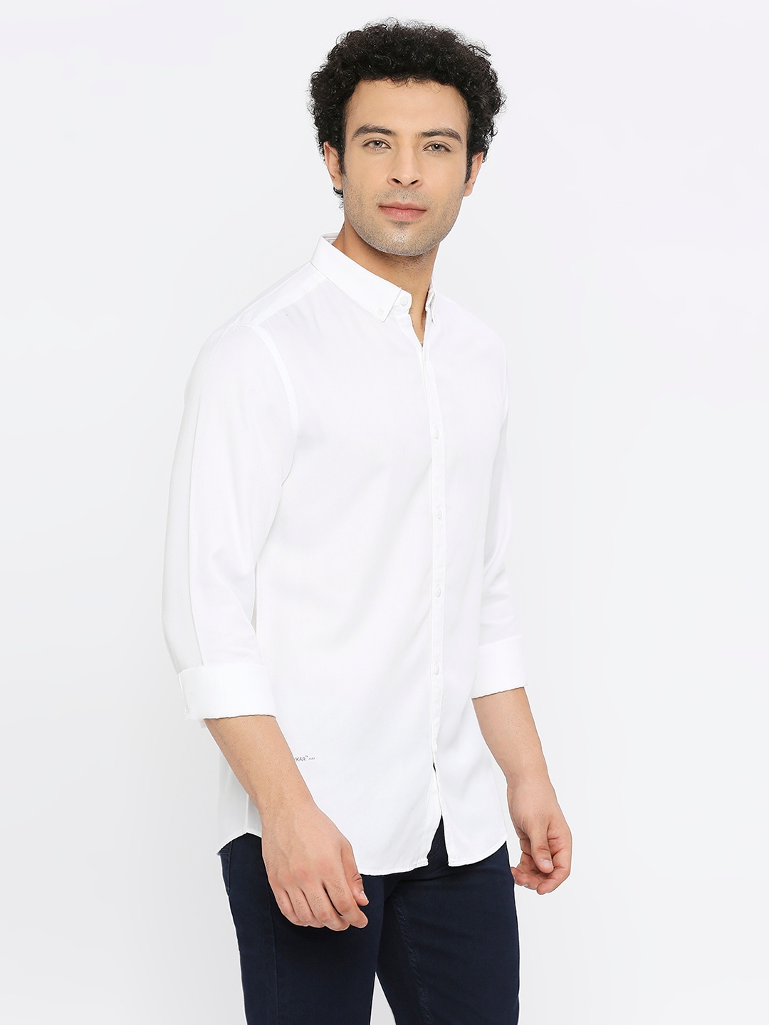 spykar | Spykar Men White Cotton Slim Fit Full Sleeve Plain Shirt 2