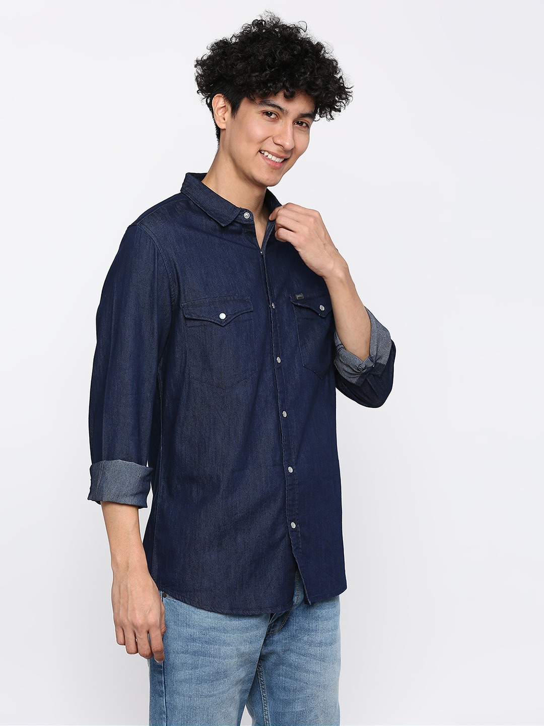 Spykar Men Dark Blue Cotton Slim Fit Denim Shirt