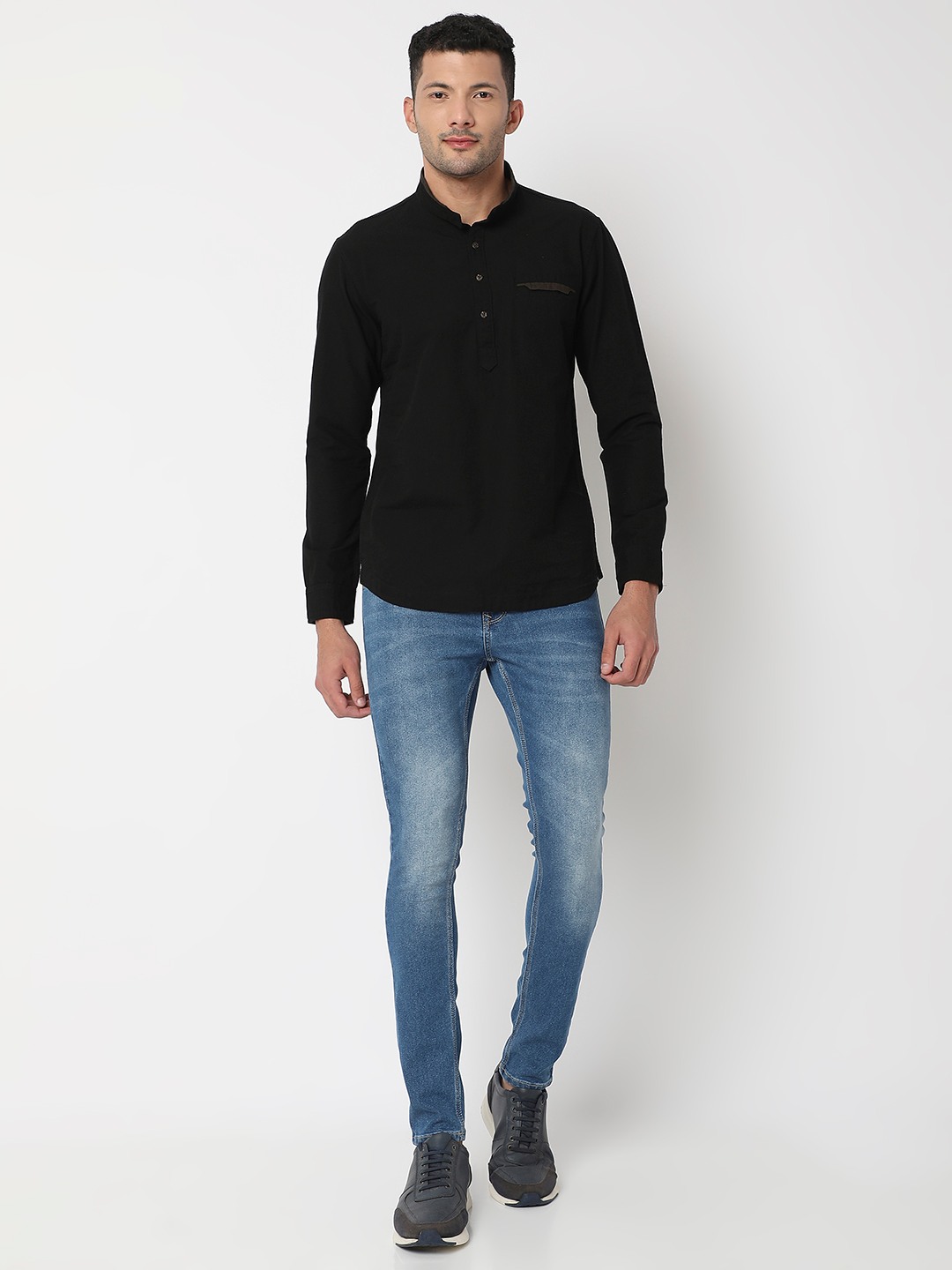 Spykar Men Black Cotton Linen Slim Fit Mandarin Collar Plain Kurta