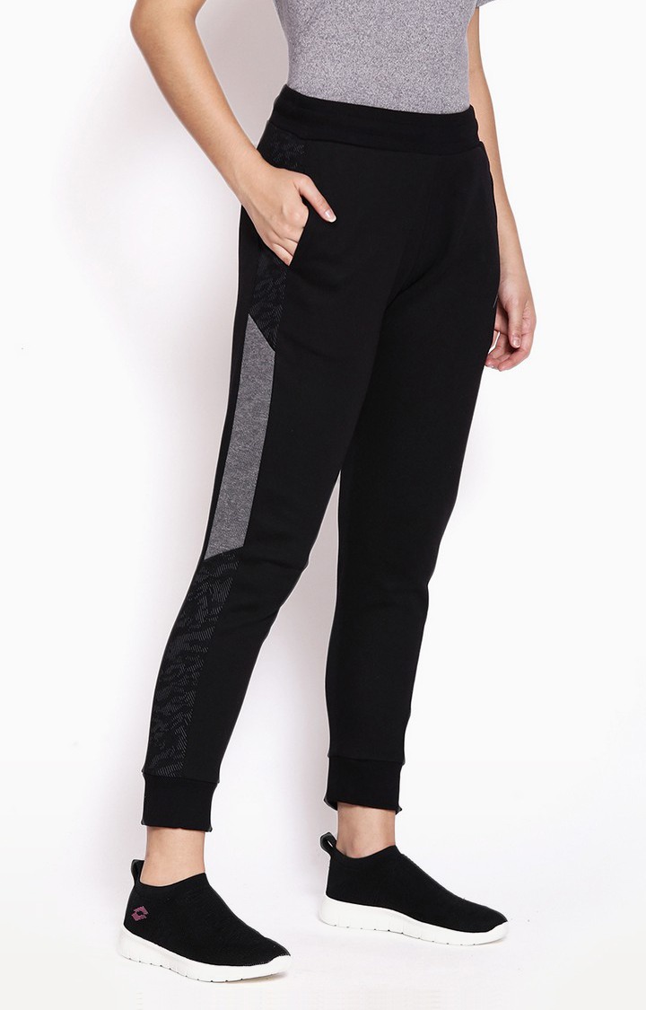 Jogger in spandex discount leggings