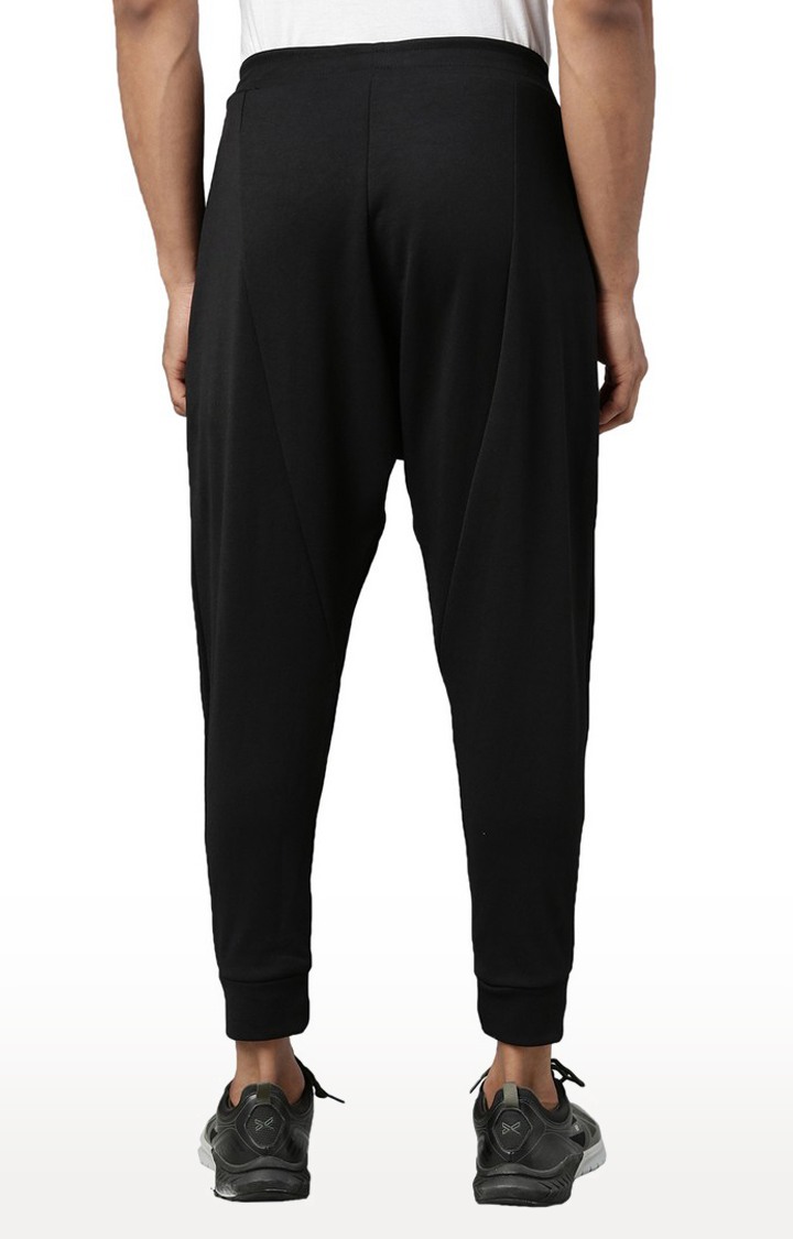 Men's Black Cotton Blend Typographic Activewear Jogger