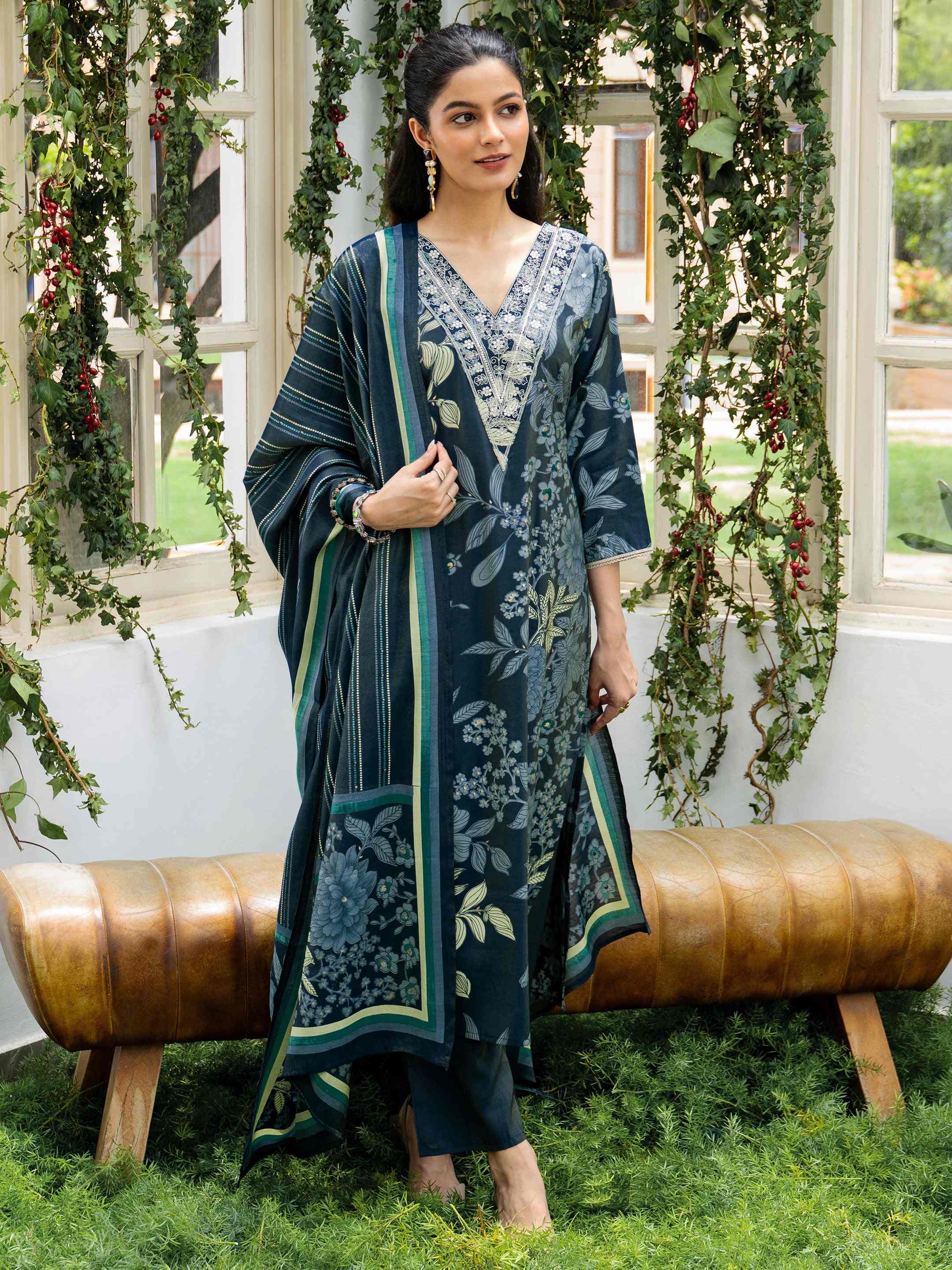 LIBAS LADIES WESTERN KURTI 3PCS SET 400742 BLUE