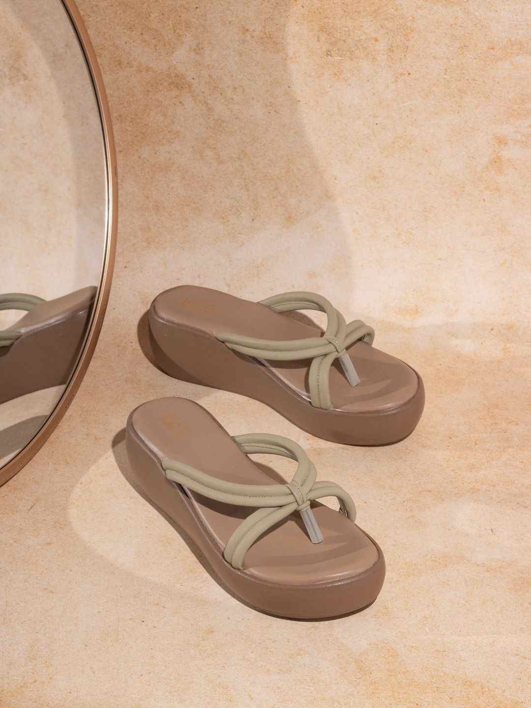 Inc.5 | Inc.5 Womens Green Party Wear Solid Round Toe Sandal Heels|0