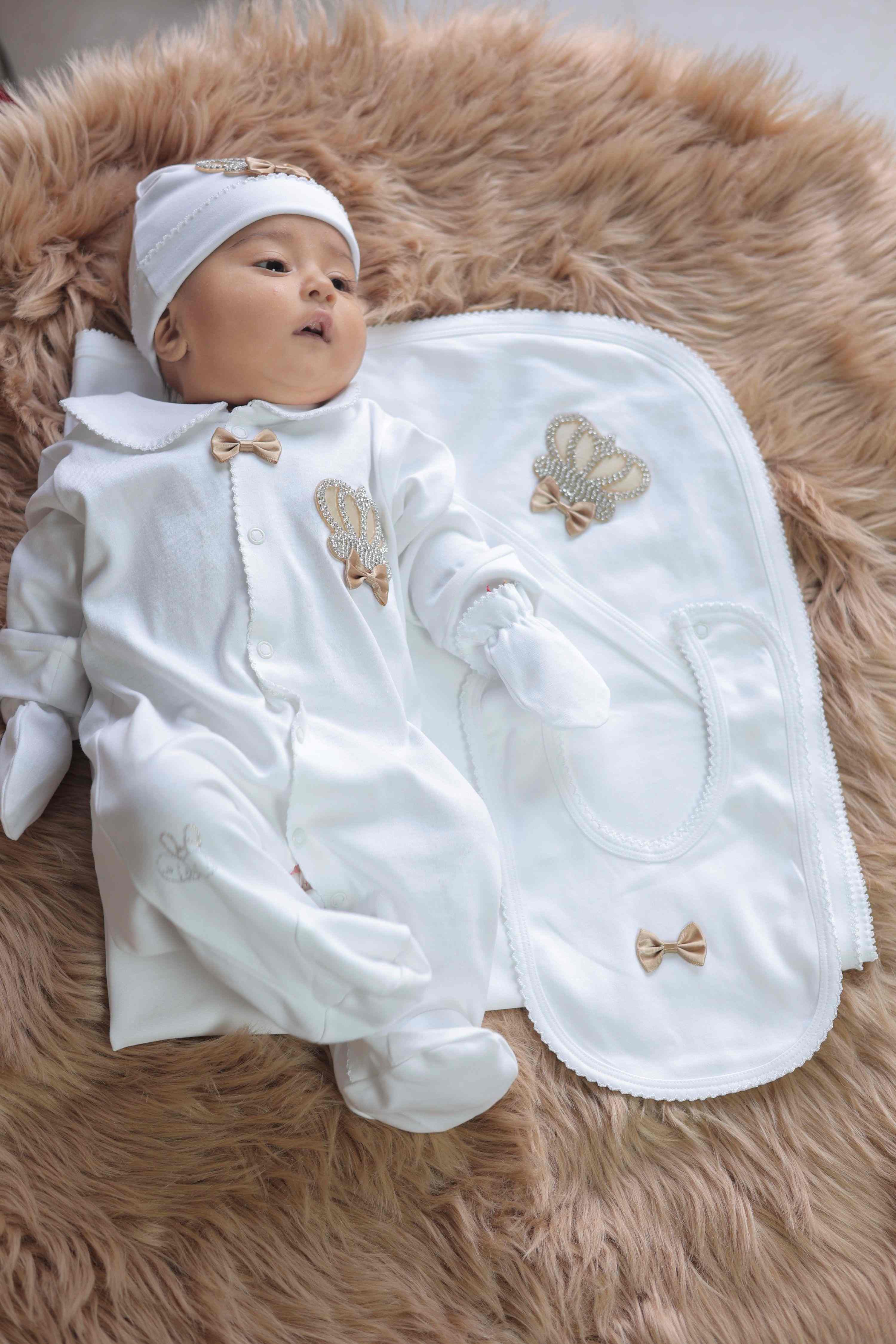 Royal Grace Baby Set