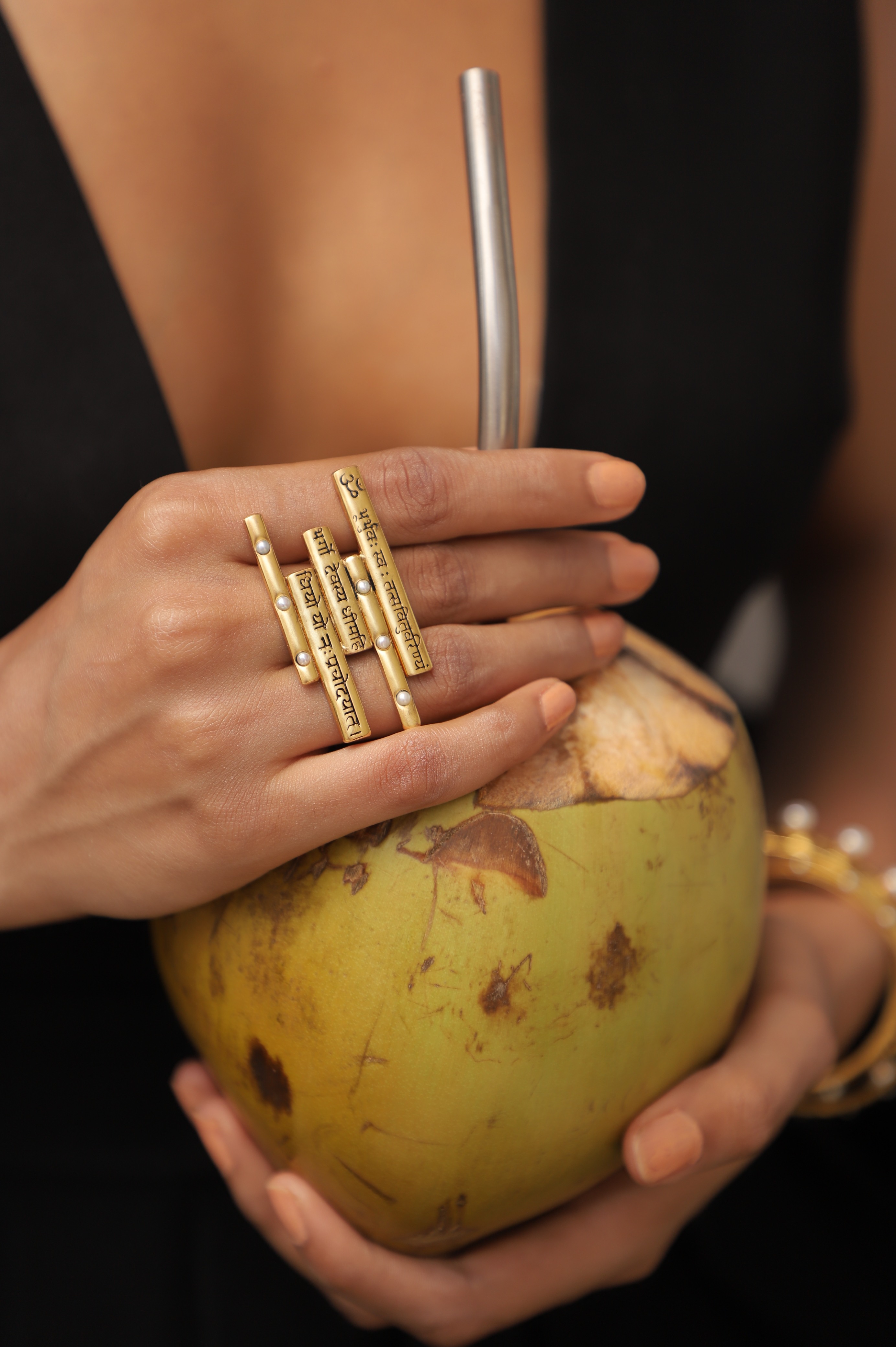 Statement Mantra Pearl Ring