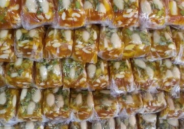 Karachi Halwa Kesar (Meghraj Sweets, Chandni Chowk)