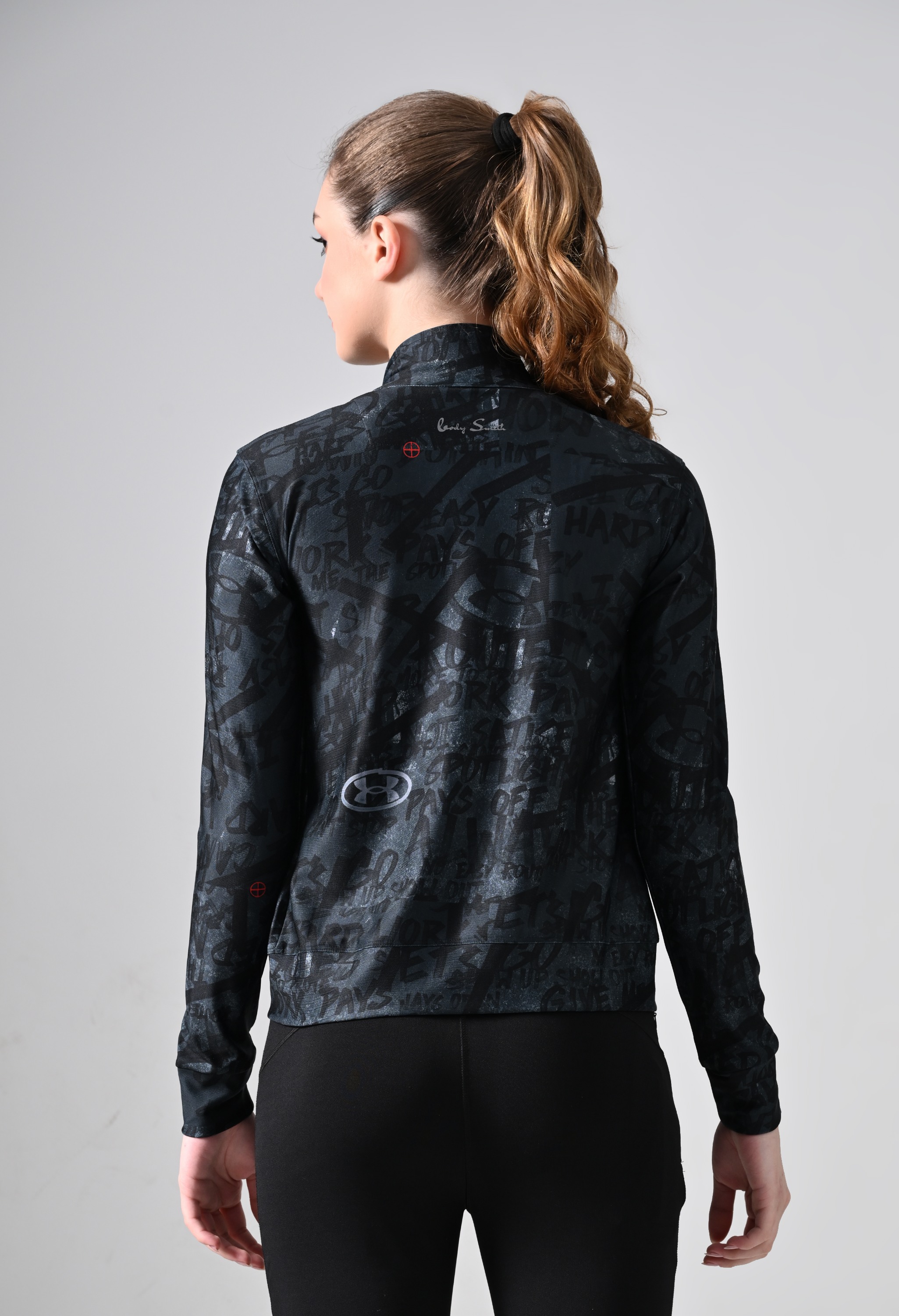 Body Smith Abstract Black Zipper