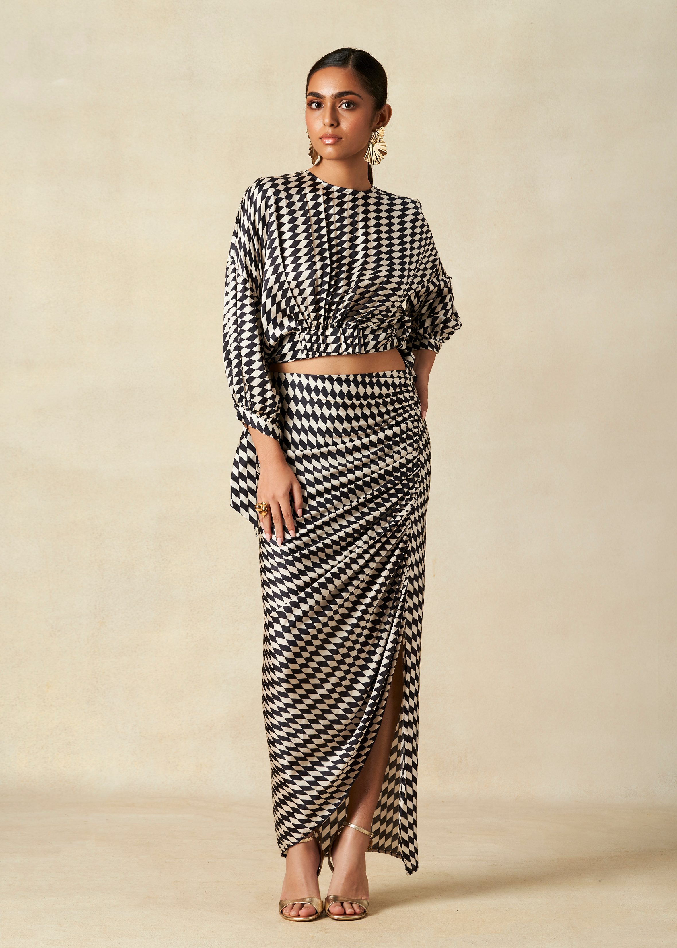 Monochrome Gathered Skirt