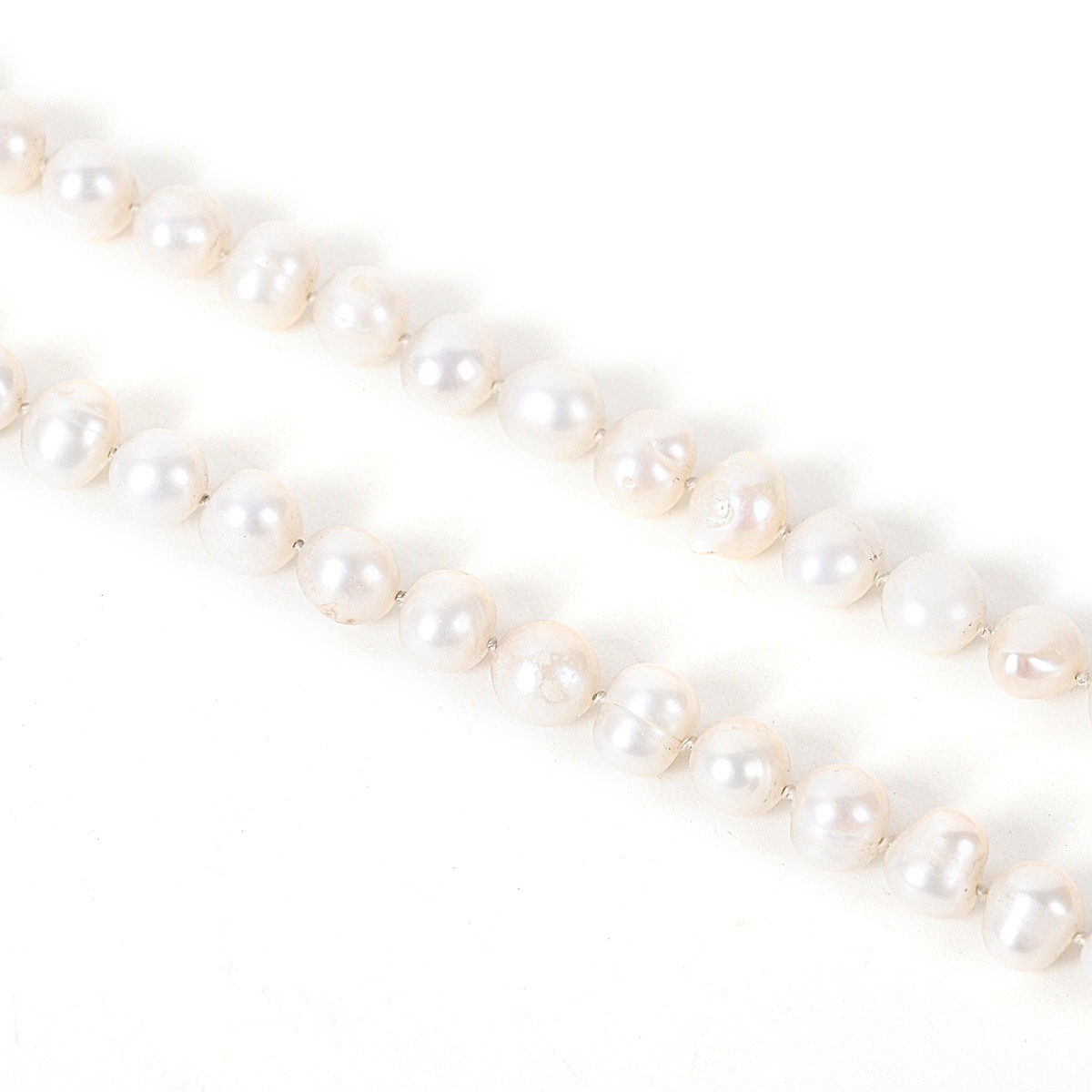 Shiv Ratan Kendra Natural Pearl Mala to balance Moon Planet, Mental Well Being & Anger Control II Length 45-50 CM II Weight: 80-90 Grams II