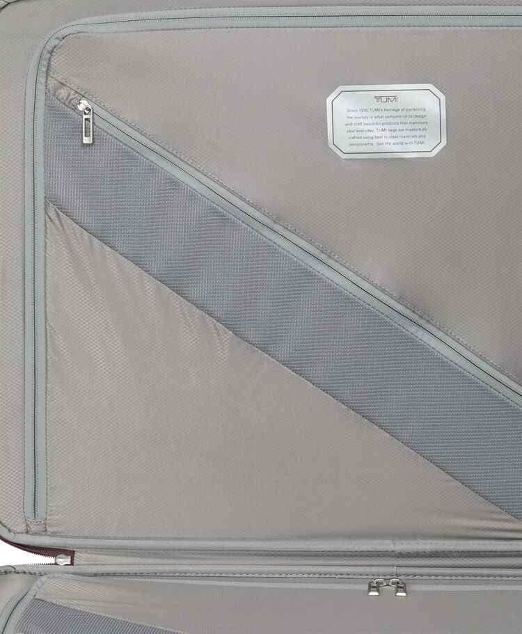 19 Degree Lite Extended Trip Checked Luggage