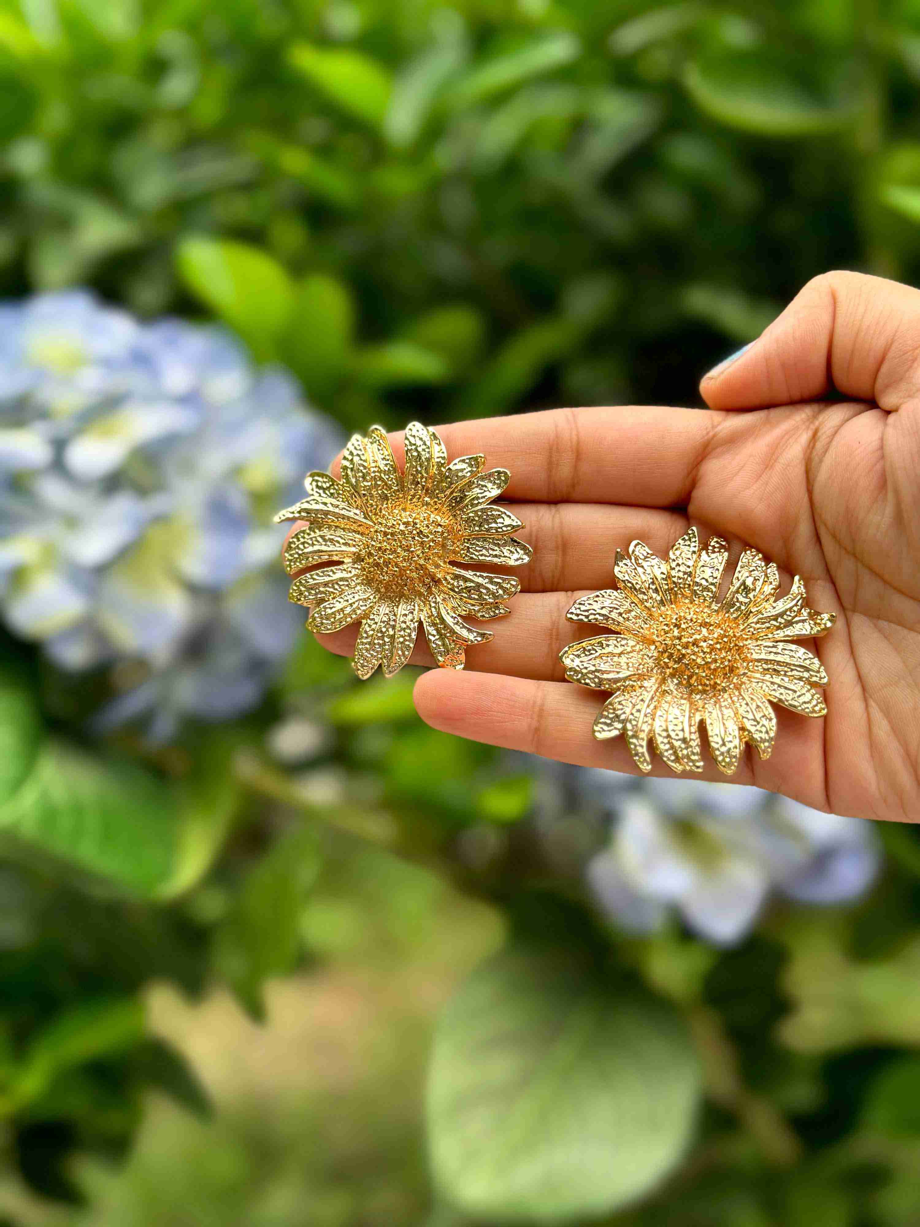 Golden Flora