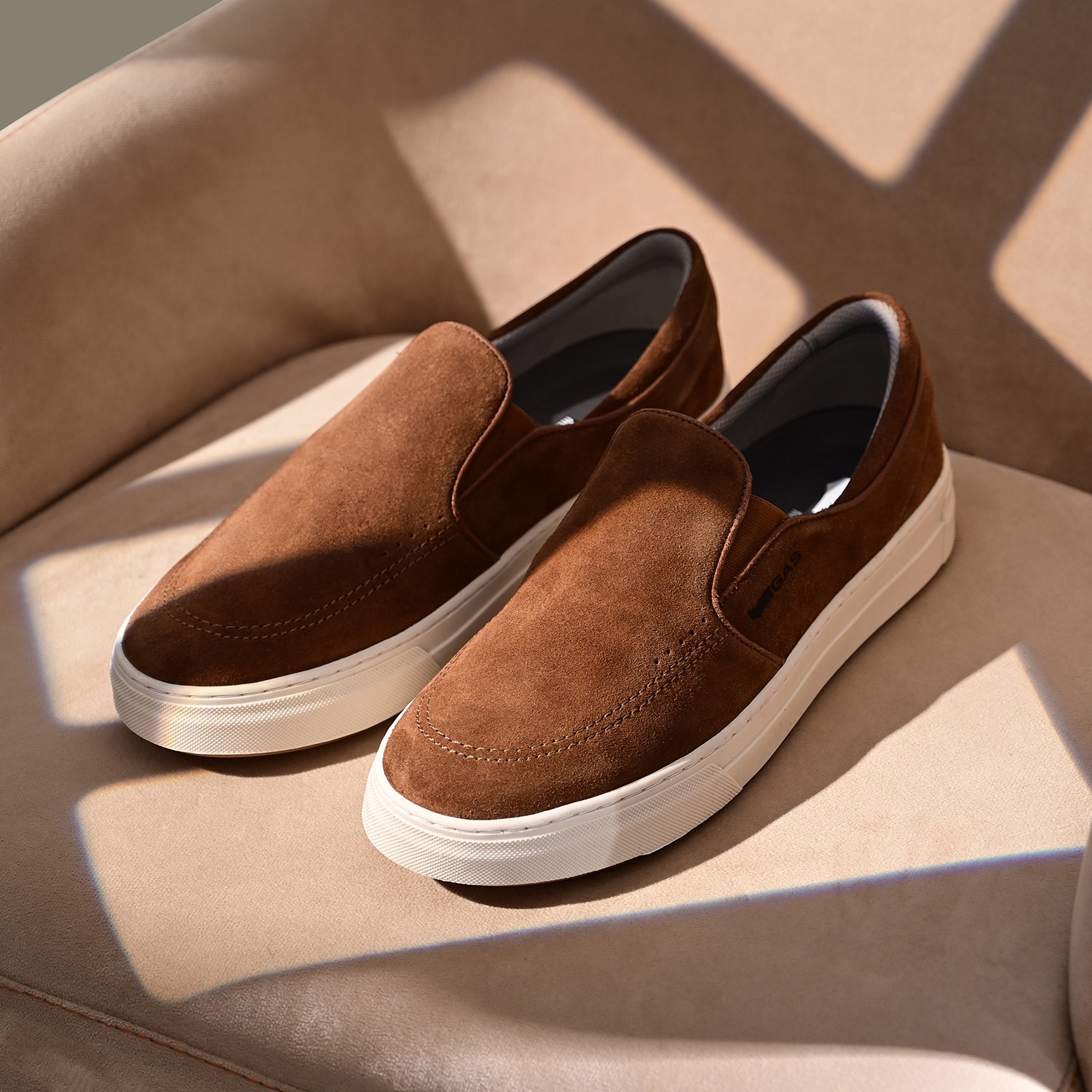 Men Zippi Brown Casual Loafers