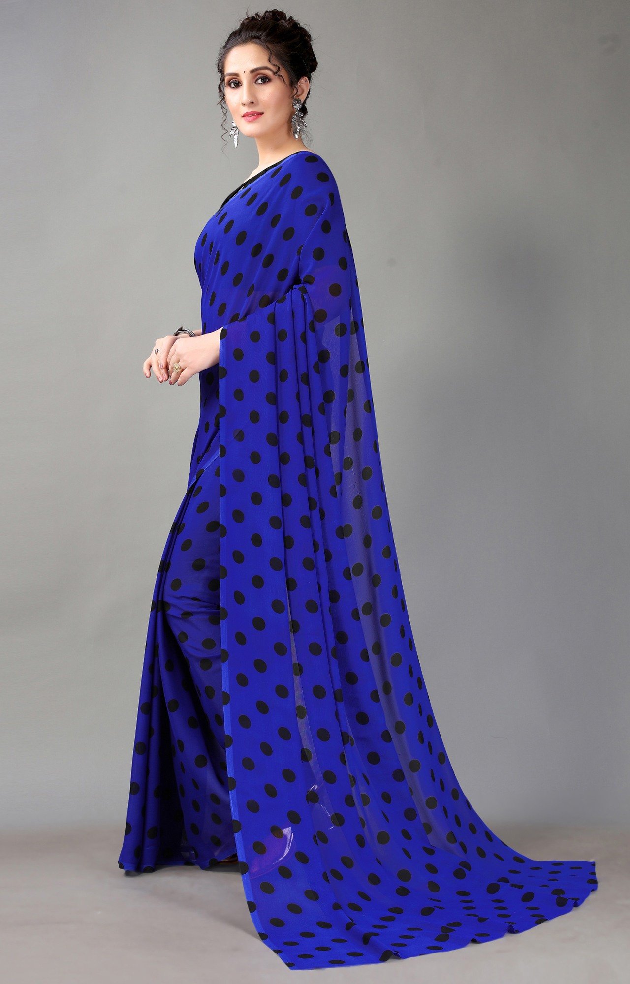 Women's Blue Poly Georgette Polka Dot/Geometric Print Saree-HAL23RYN00043BLUE