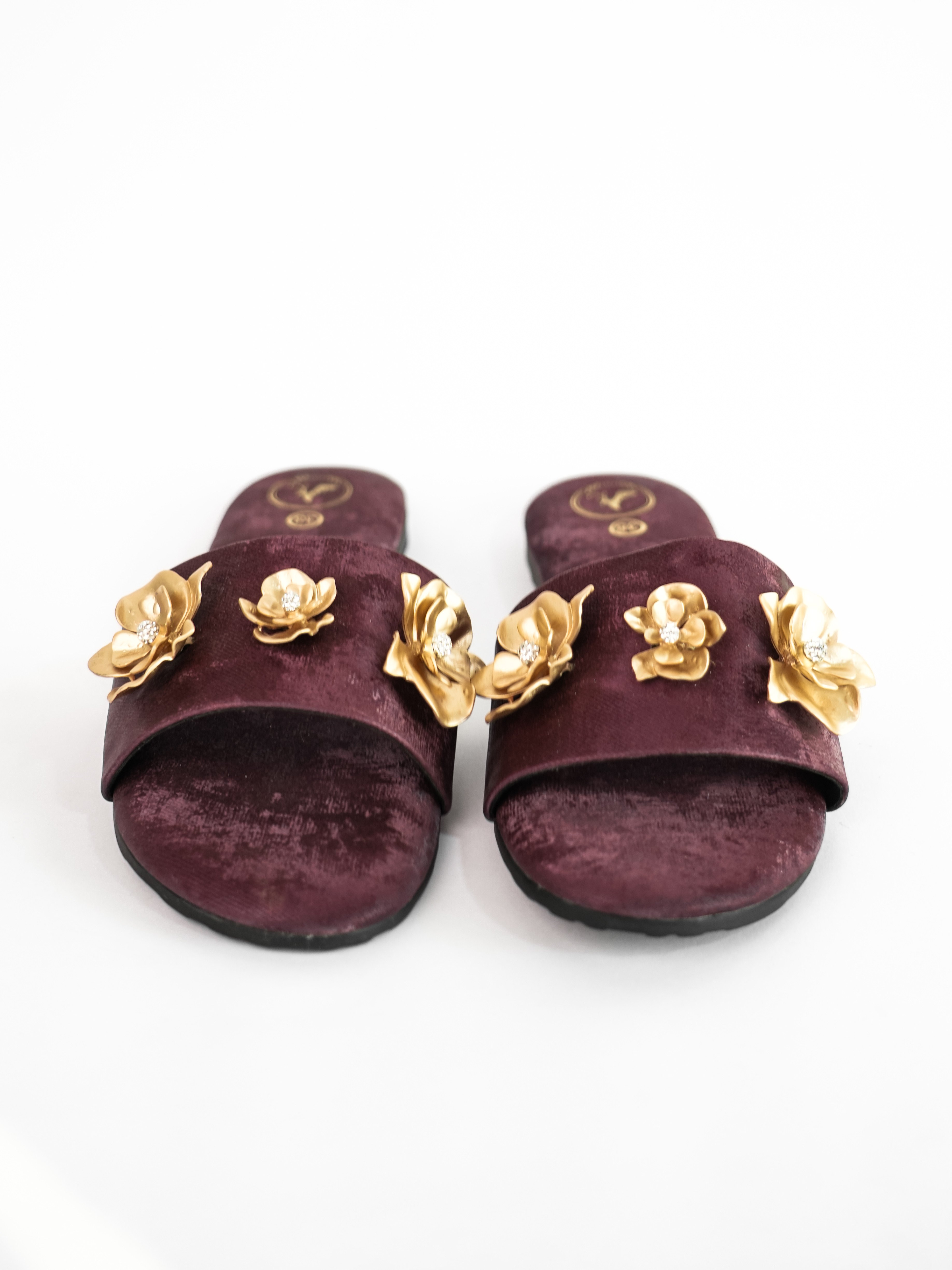 FOREVER ROSE FLATS