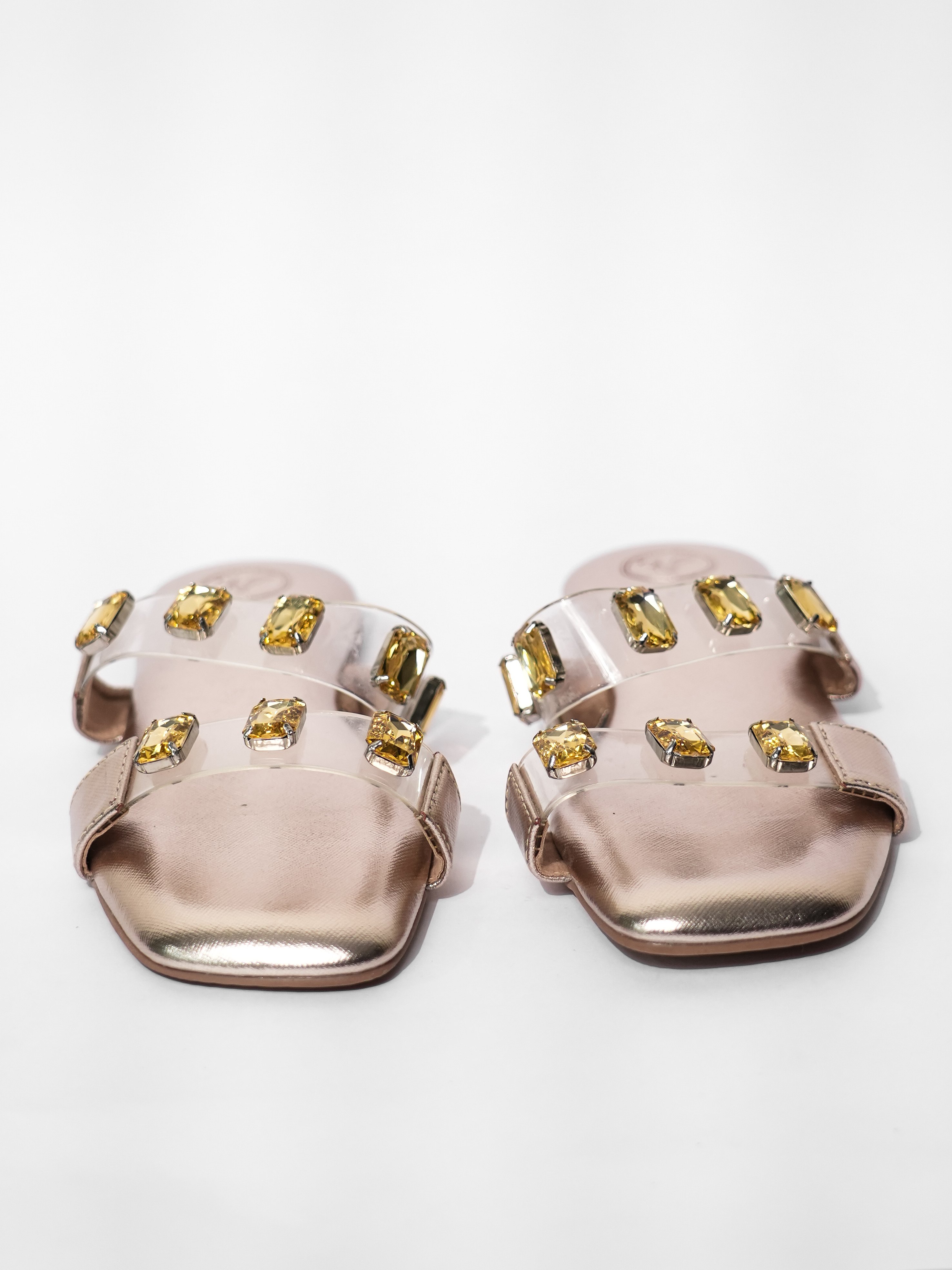 GOLD CARAT FLATS
