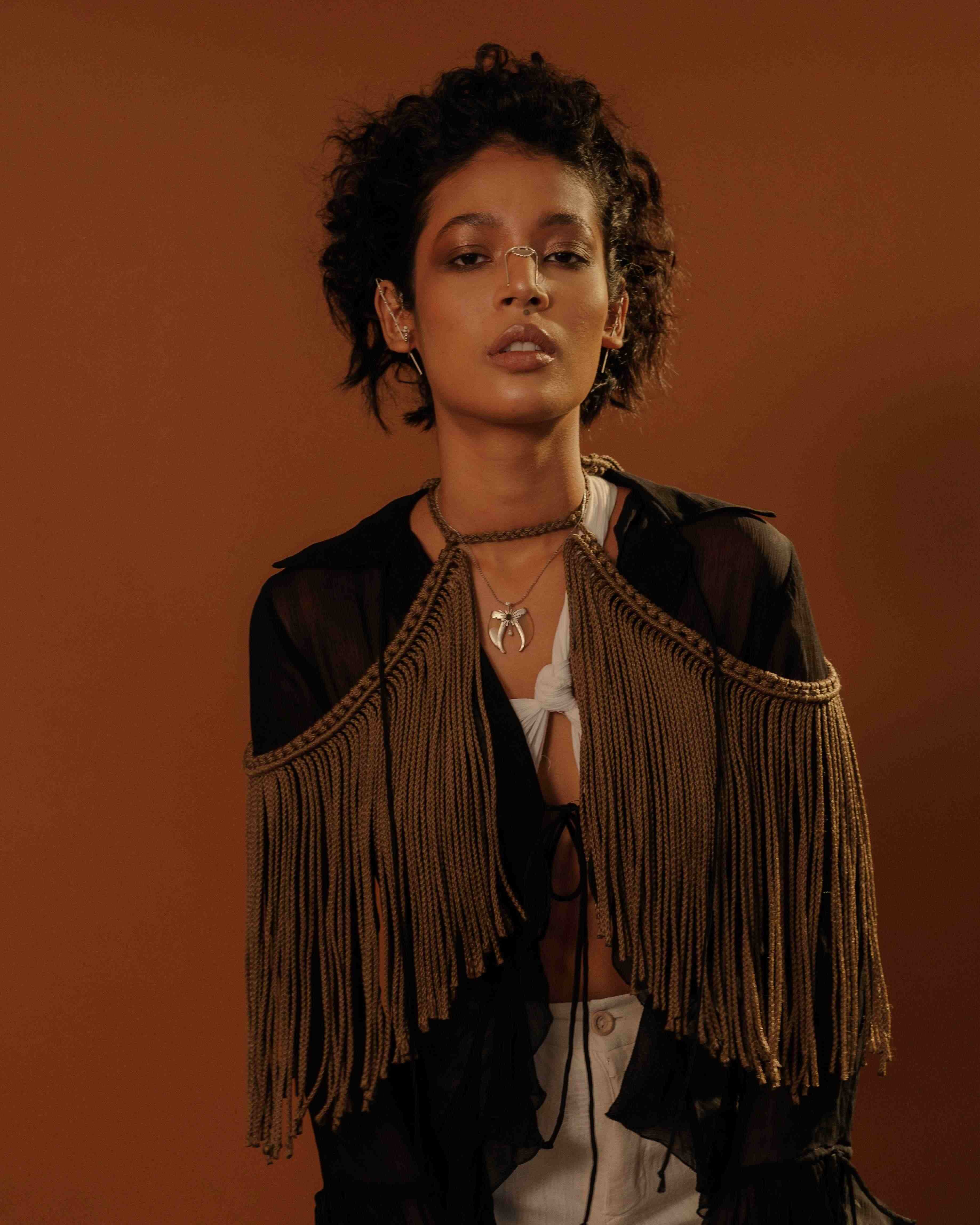 Shoulder Me The Details