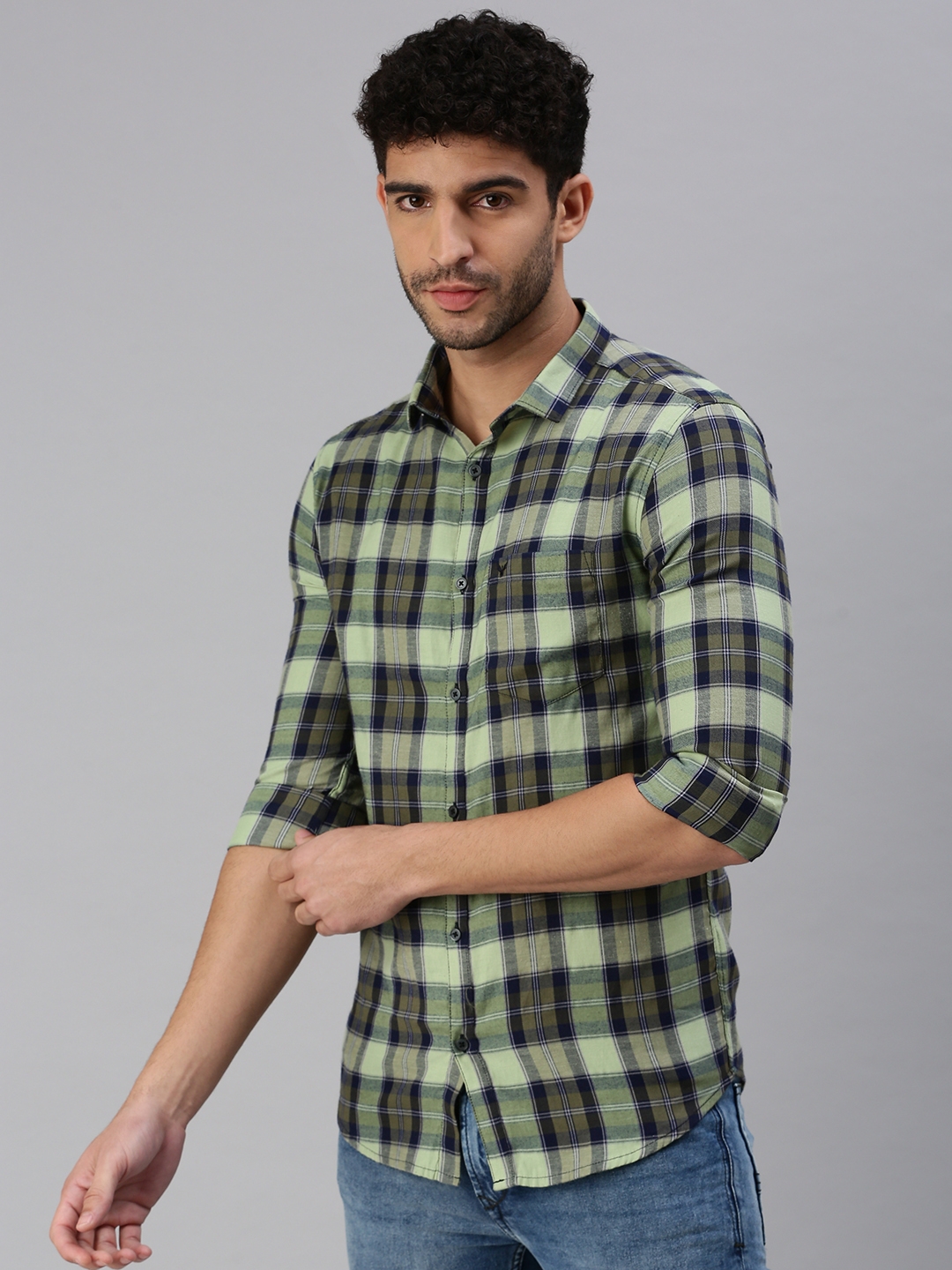 Showoff | SHOWOFF Men Green Checked Spread Collar Full Sleeves Casual Shirt 2