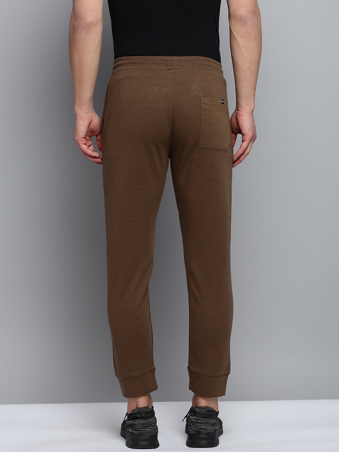SHOWOFF Men's Solid Coffee Brown Regular Fit Jogger