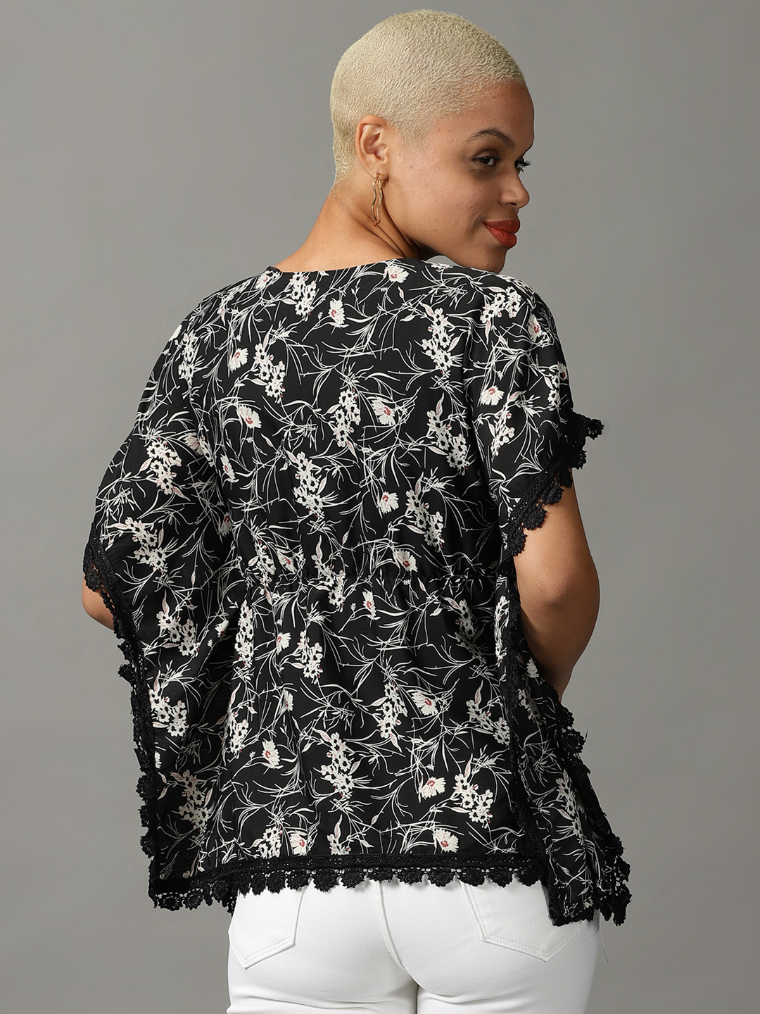 SHOWOFF Women Black Printed Round Neck Short Sleeves Regular Kaftan Top