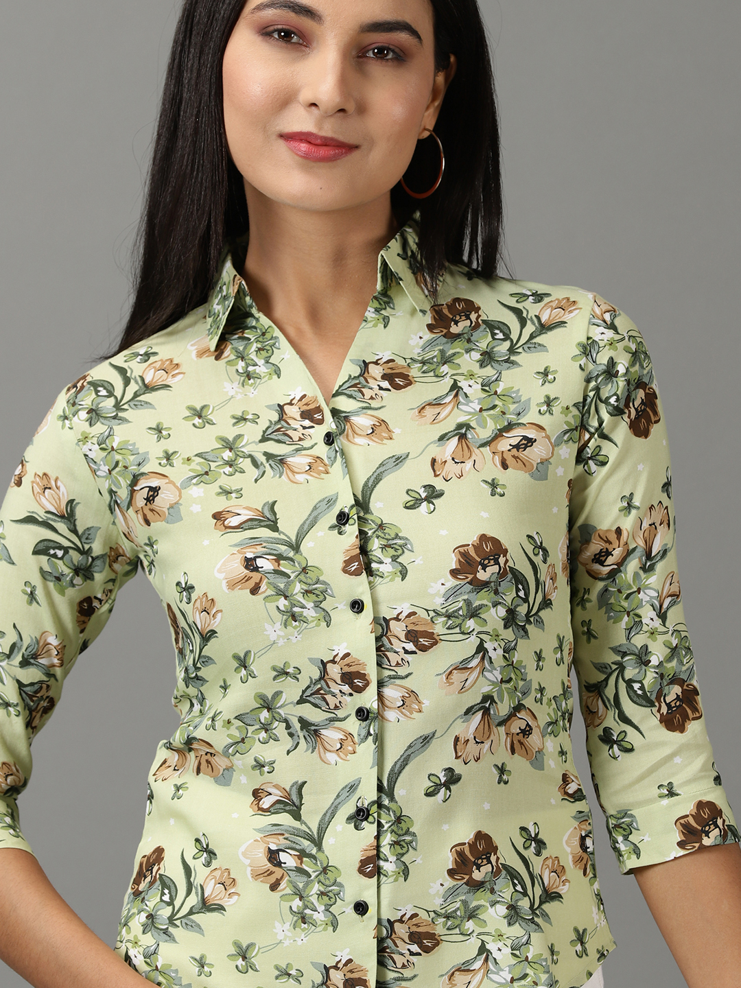 SHOWOFF Women's Spread Collar Printed Three-Quarter Sleeves Green Shirt