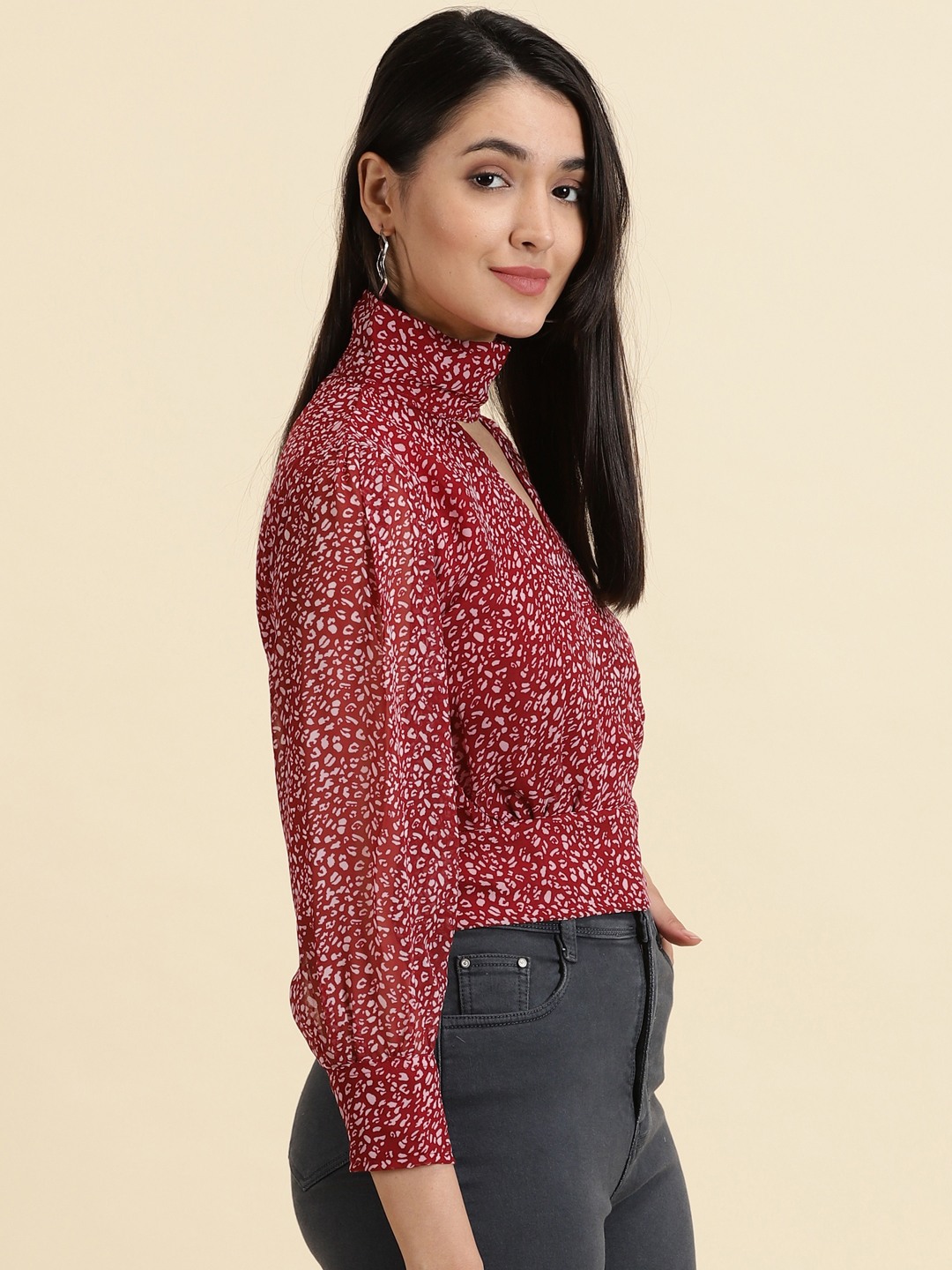 SHOWOFF Women's Printed Keyhole Neck Burgundy Cinched Waist Regular Top