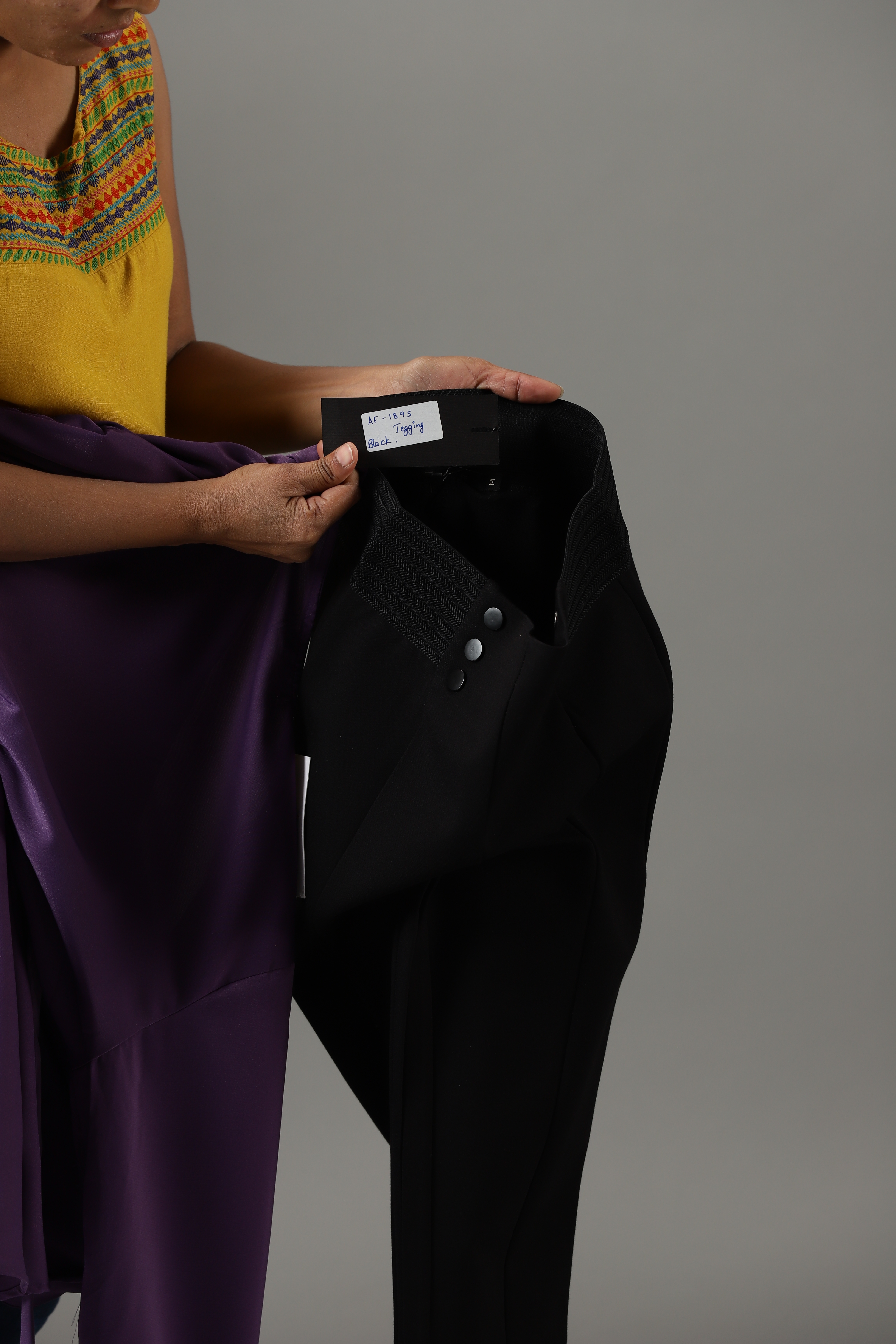 Showoff | SHOWOFF Women's Solid Slim Fit Black Jegging 5