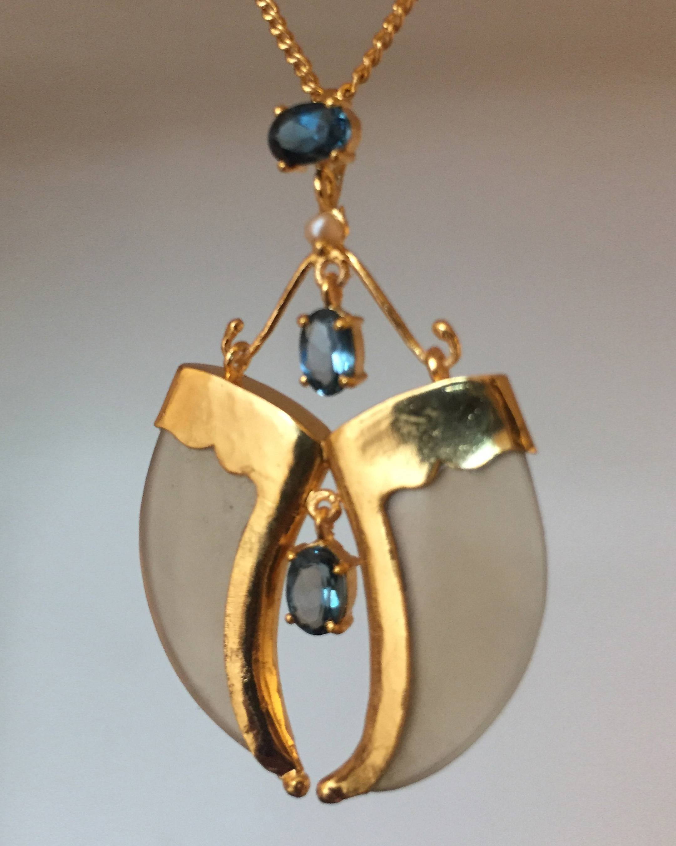 Avanigold Faux Tiger Claw Blue Imperial Pendant