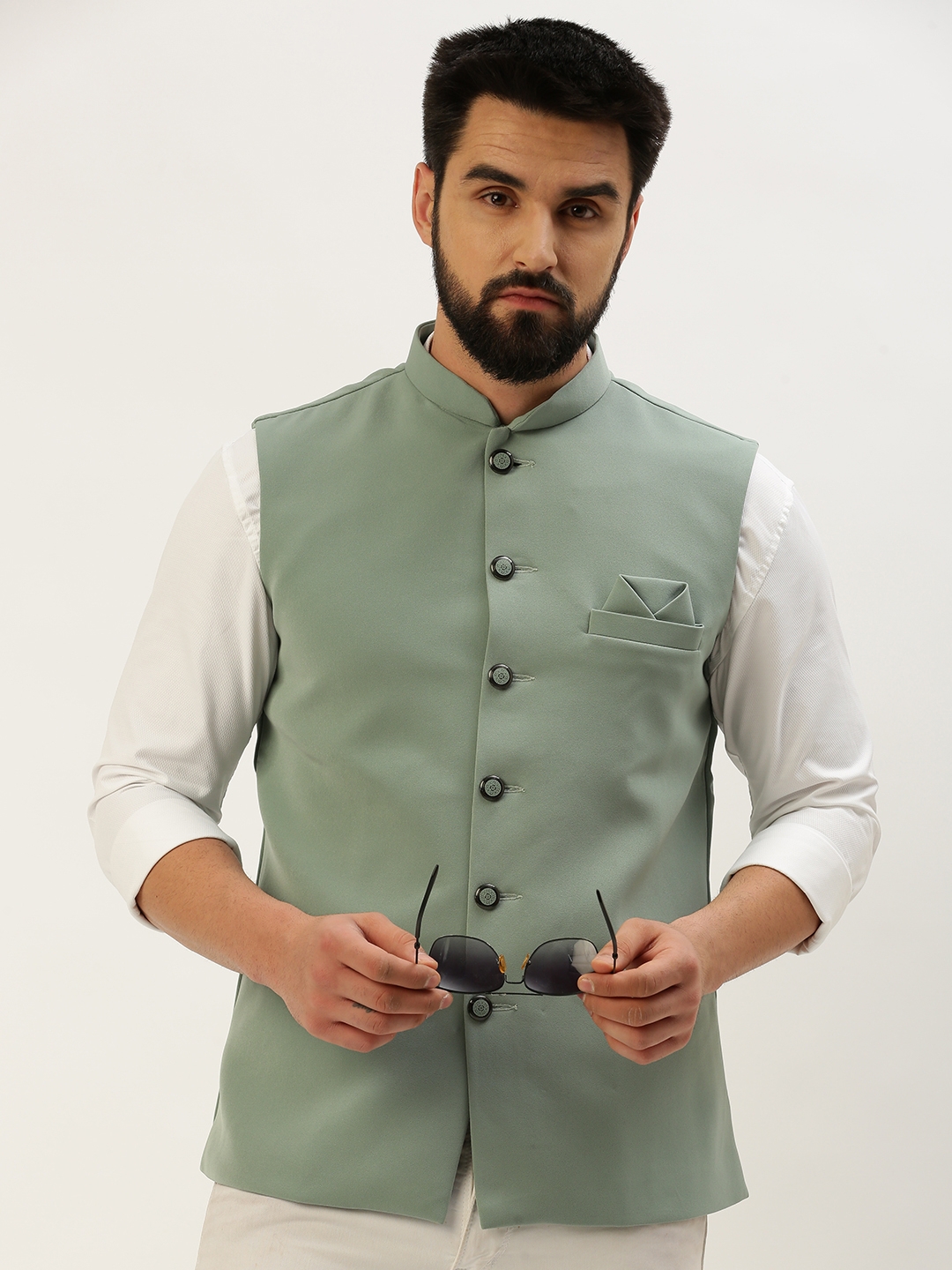 Pistachio Green Embroidered Nehru Jacket With Kurta Set Design by Varun  Chakkilam Men at Pernia's Pop Up Shop 2024
