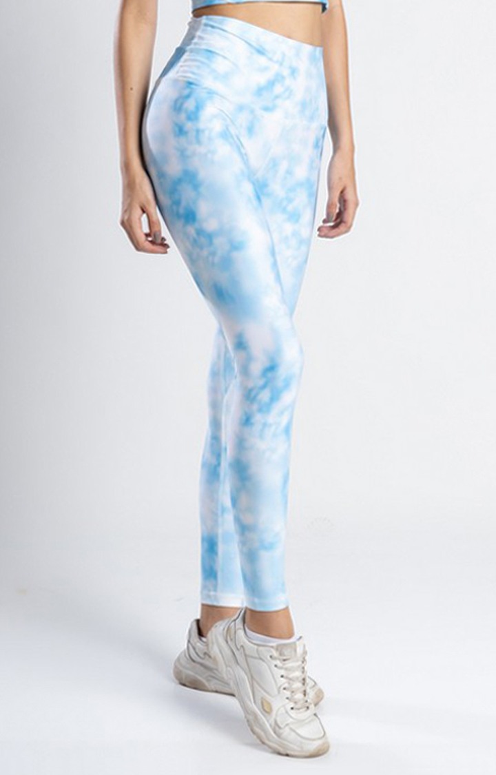 Sky Blue Tie Dye Leggings – SKNZ