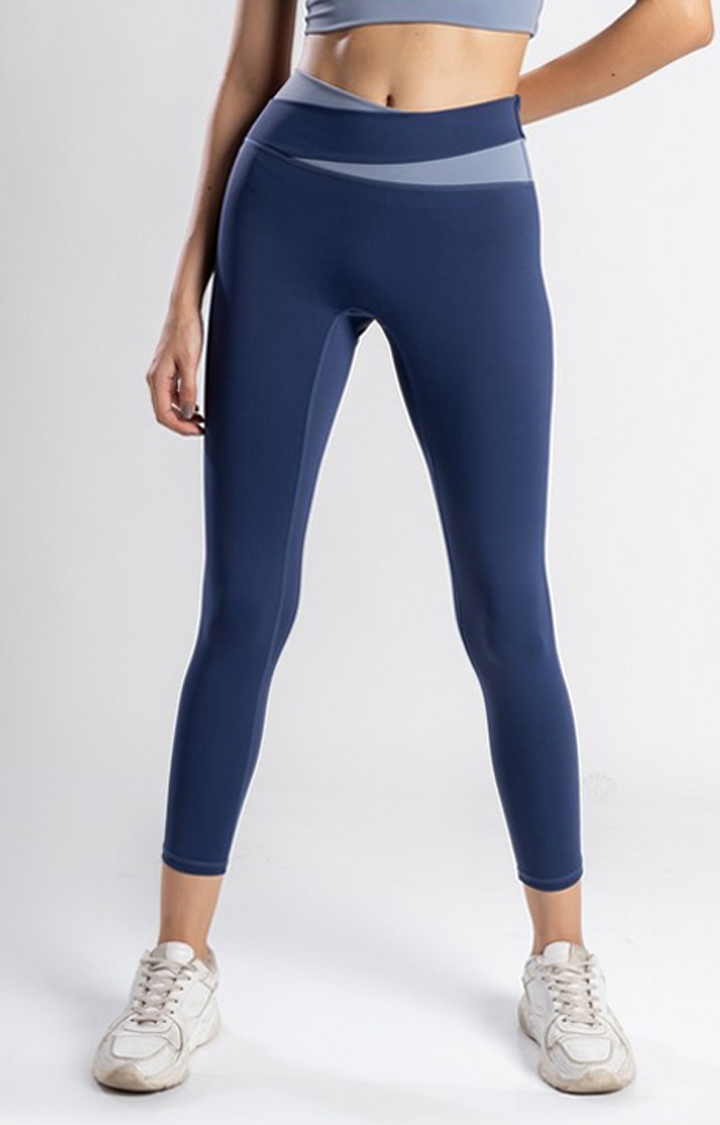 Womens Activewear | Workout Legging with Side Pockets | Fishers Finery