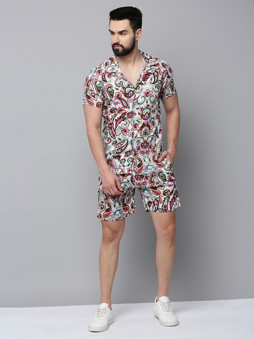 SHOWOFF Men's Shirt Collar Short Sleeves Printed White Co-Ords Set