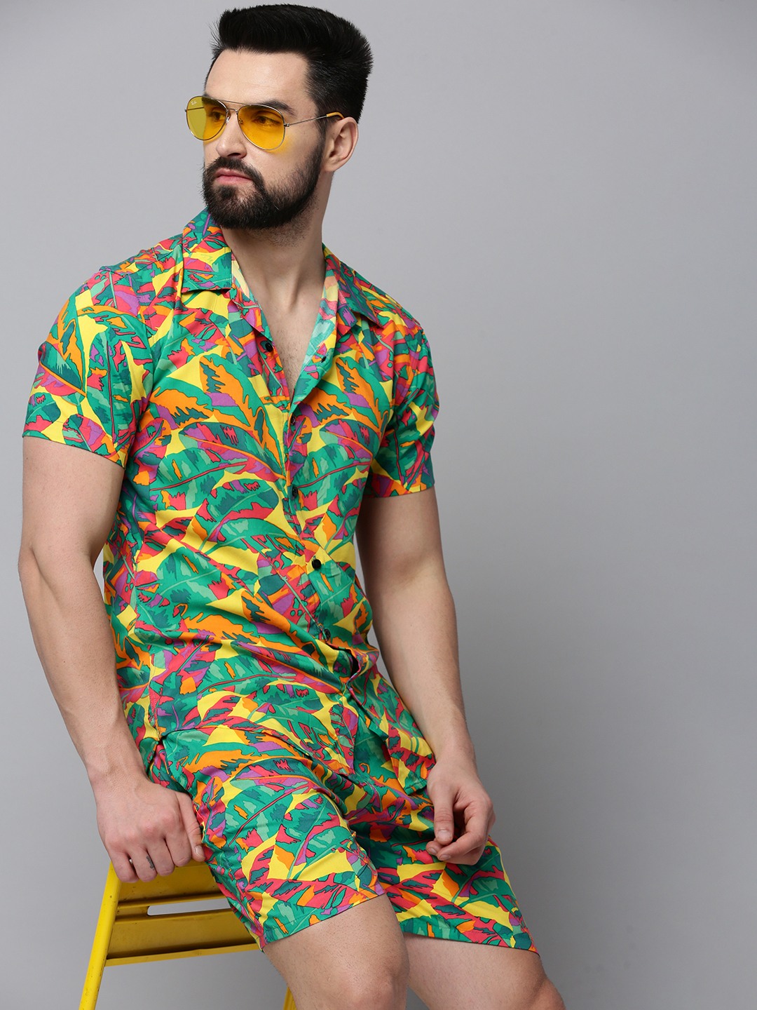 SHOWOFF Men's Shirt Collar Short Sleeves Printed Multi Co-Ords Set