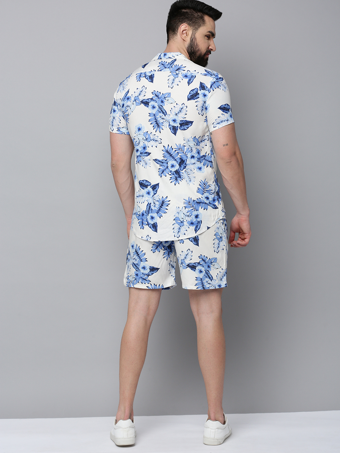 SHOWOFF Men's Shirt Collar Short Sleeves Printed White Co-Ords Set