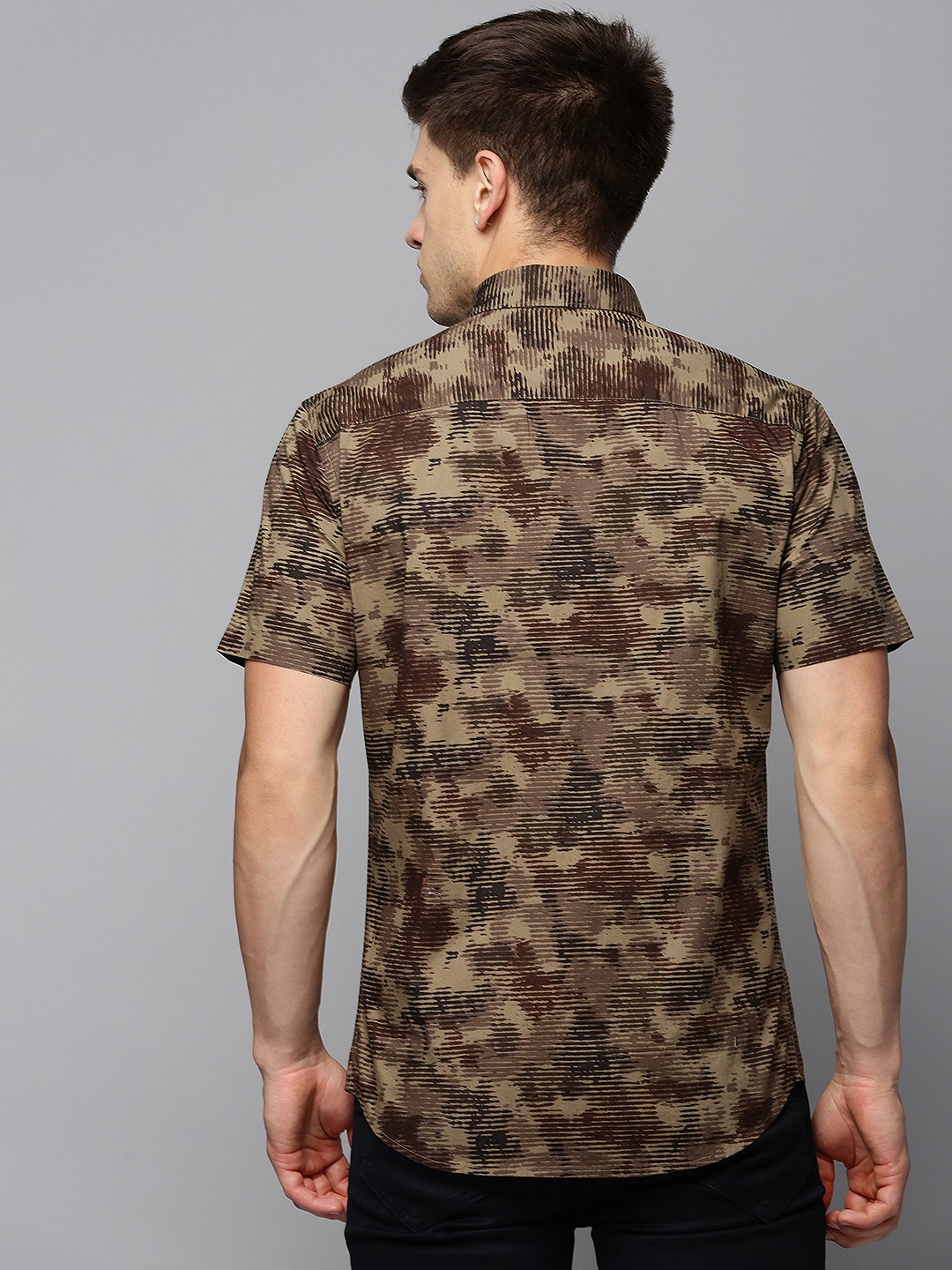 SHOWOFF Men's Spread Collar Short Sleeves Printed Taupe Shirt