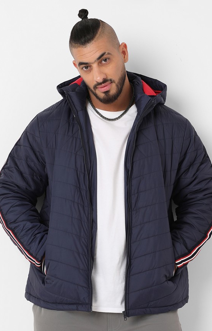 Instafab Plus | Men's Navy Blue Puffer Jacket With Contrast Striped Sleeve