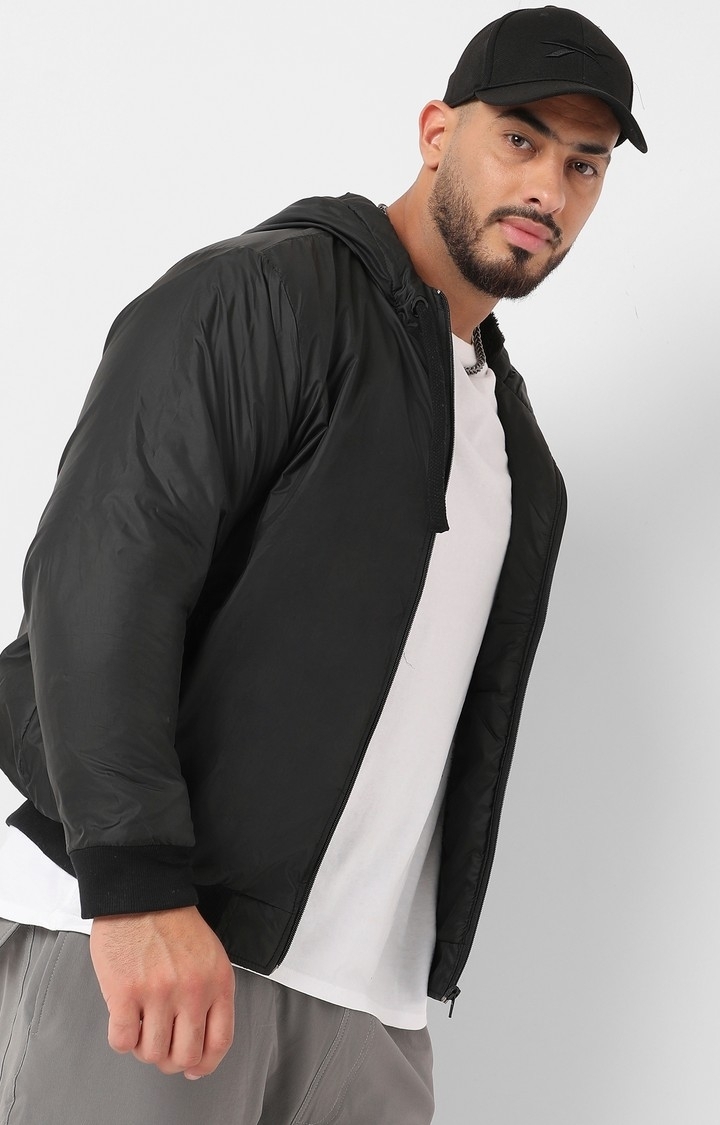 Men's Black Zip-Front Puffer Jacket With Ribbed Hem