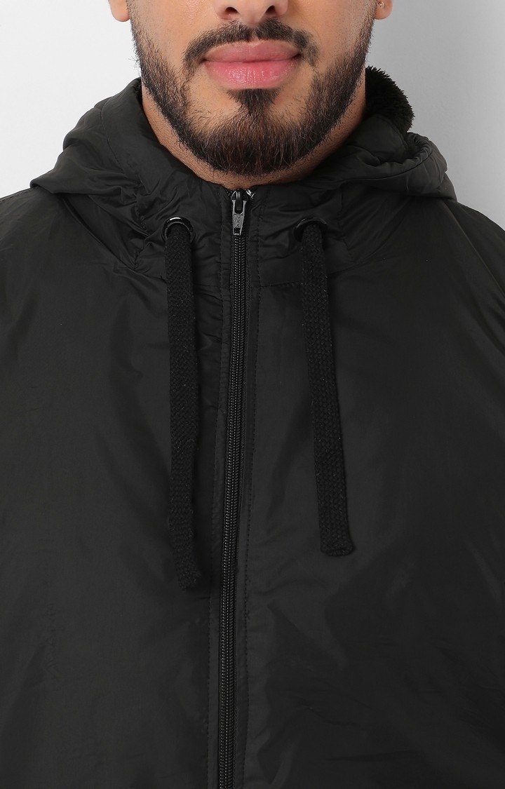 Men's Black Zip-Front Puffer Jacket With Ribbed Hem