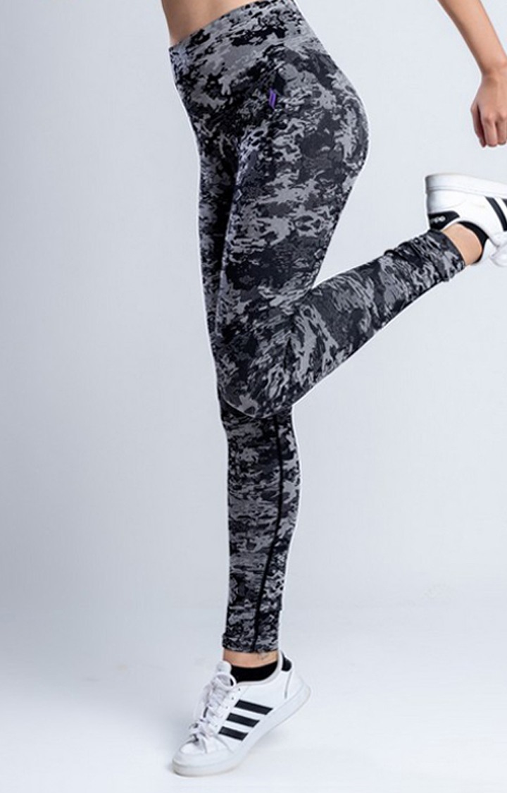 Women's Black Camouflage Nylon Activewear Legging